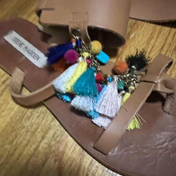 Steve Madden Colorful Sandals - Picture 3 of 5